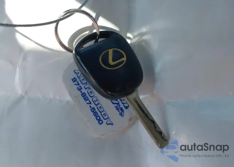 2004 Lexus Es 330 z USA, uszkodzony, nr VIN JTHBA30G445032008